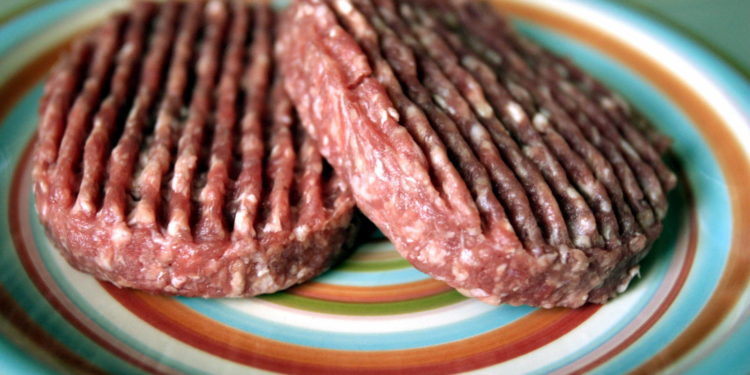 France : des « faux steaks hachés » distribués à des associations caritatives
